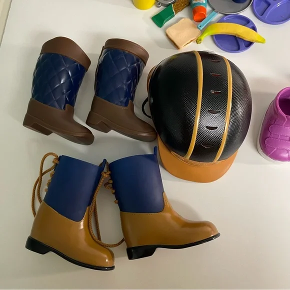 Our Generation Accessories Lot Shoes Skates Boots Fits 18" Dolls - Picture 4 of 5